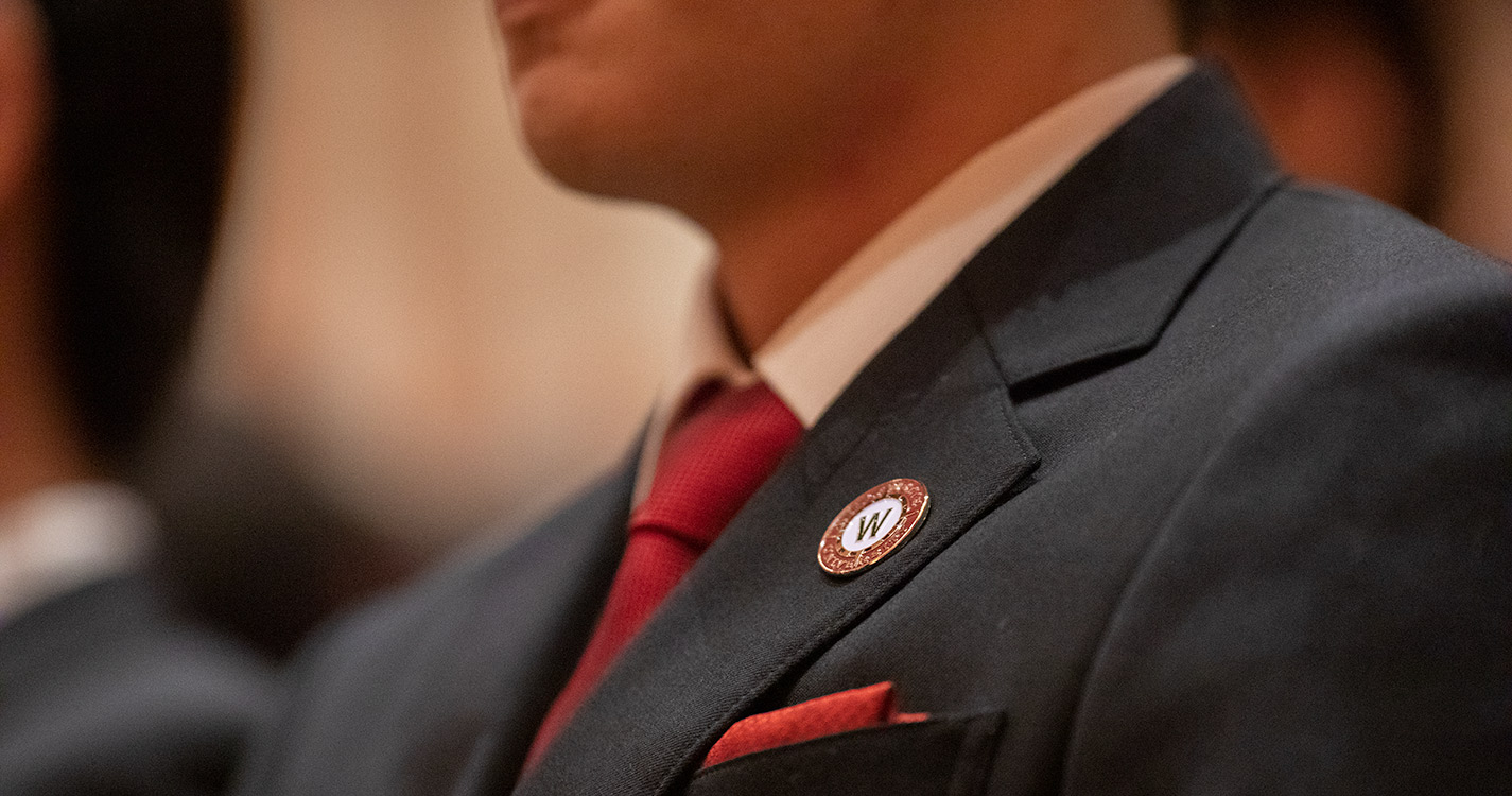 Willamette University lapel pin on a student's jacket
