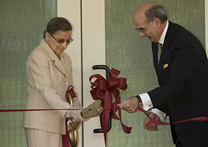 Justice Ginsburg and Dean Symeon Symeonides cut the ribbon