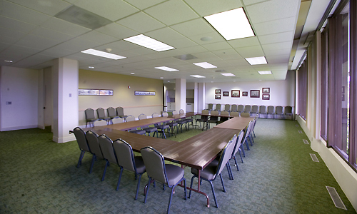 Alumni Lounge, Putnam University Center - Set for a meeting